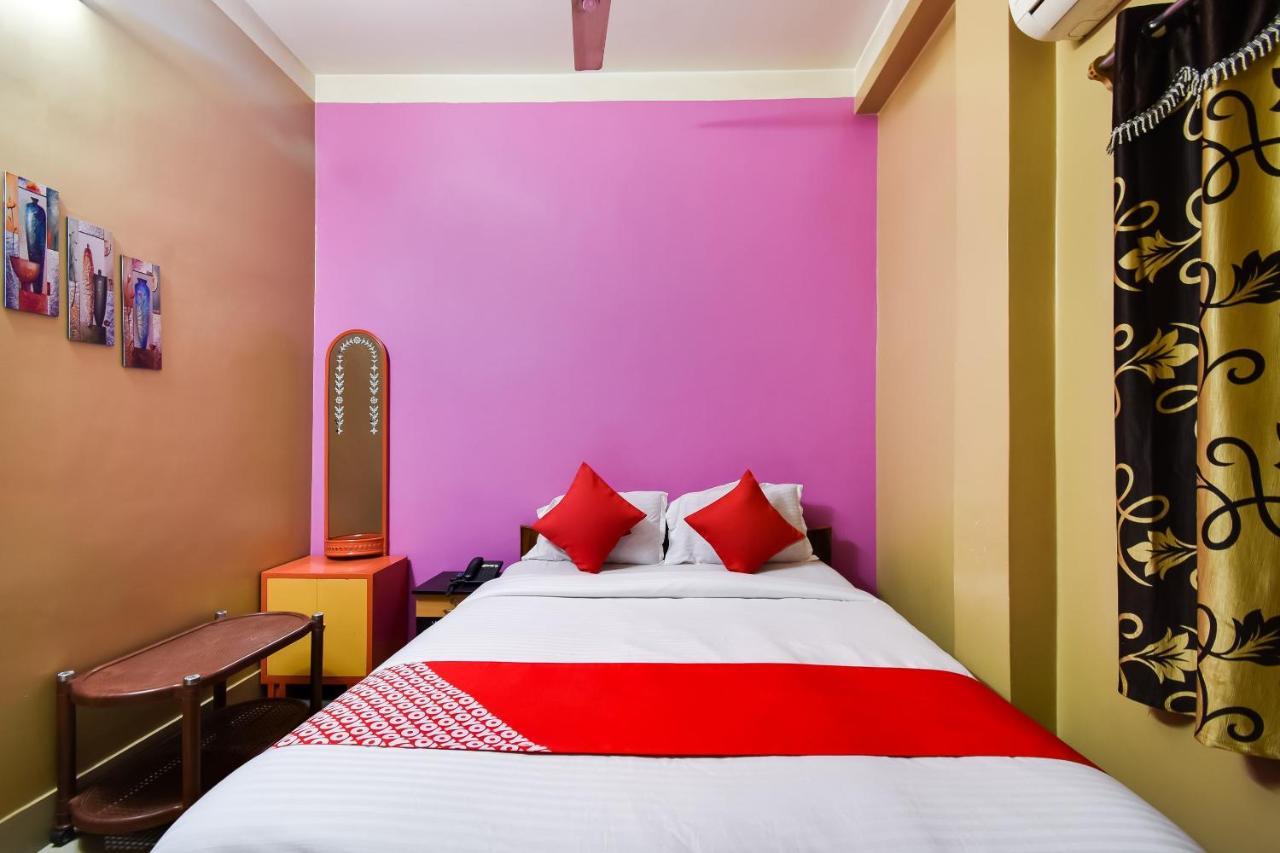 Oyo 44160 Hotel Sahana Jangipur Zewnętrze zdjęcie